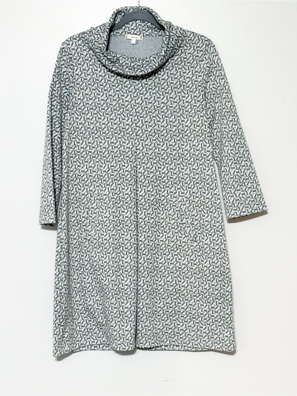 Tyler Boe Kim Cowl Neck Geo‎ Print Knit Dress Women’s Size Medium